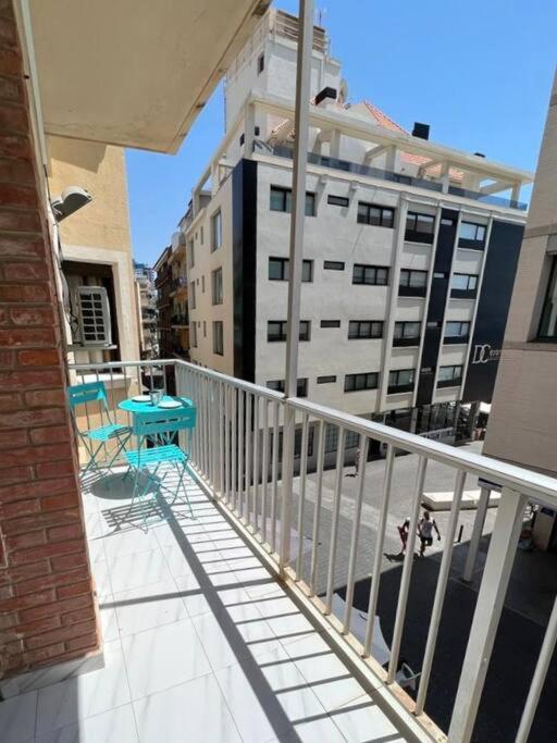 Apartamento Centrico Y En Primera Linea De Playa Apartment Benidorm Exterior photo